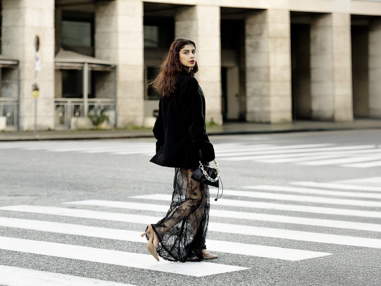 Le Mille Vite delle Borse di Cristallo: Eleganza Versatile per Ogni Occasione